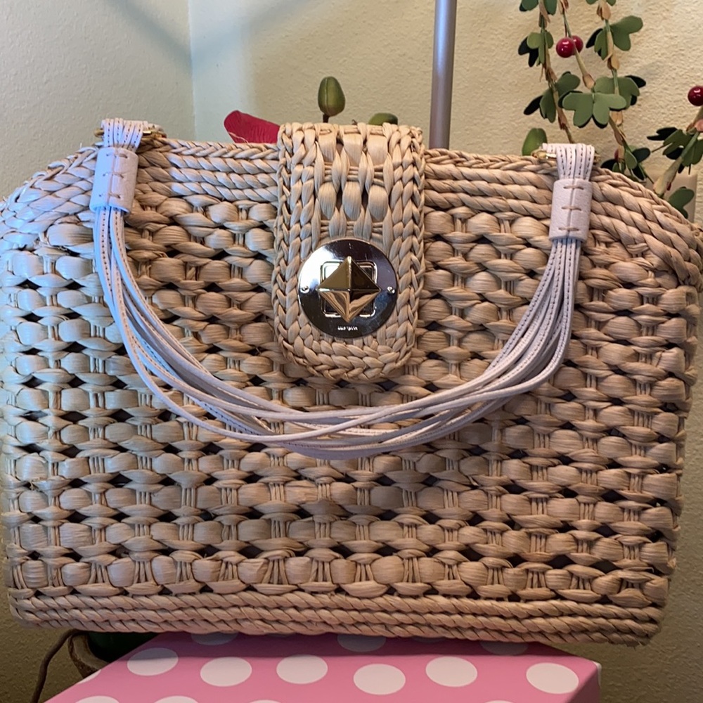 Kate Spade Wicker - Picture 3 of 13